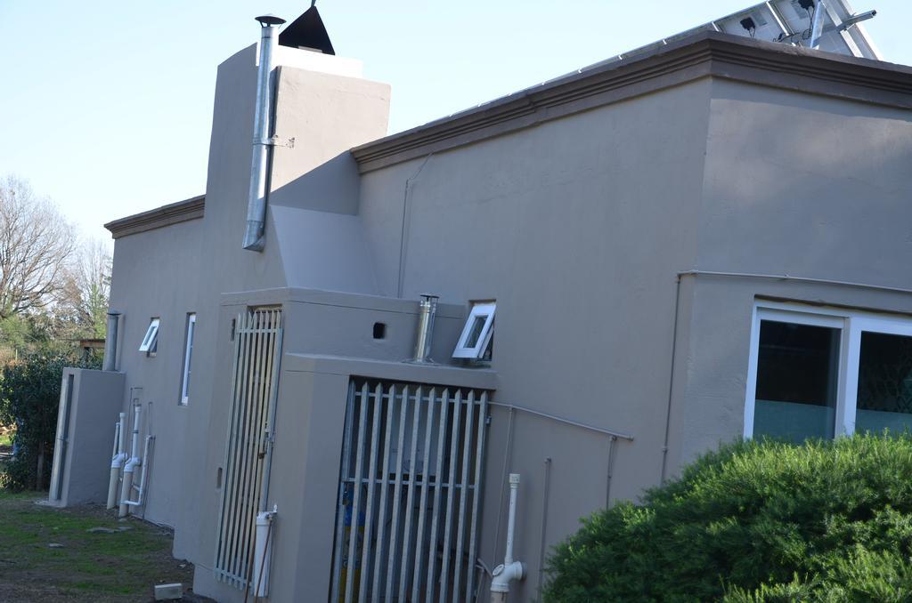 Gasthaus Bibi'S Joy Swellendam Exterior foto
